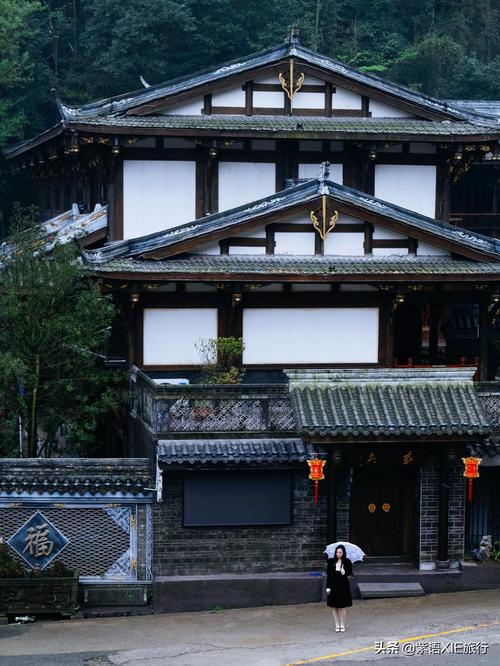 15小时直达成都现实版武侠民宿，隐秘山林里的江湖梦境